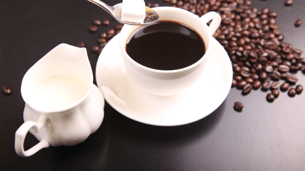 コーヒーでお腹を壊す原因③コーヒーに入れる砂糖や牛乳