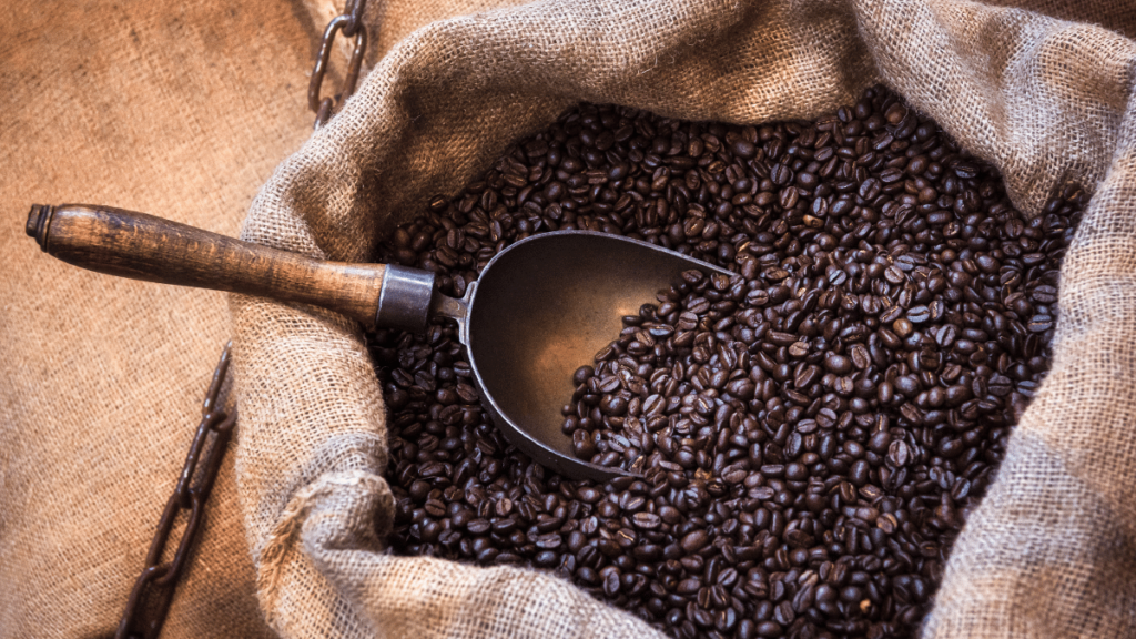 酸っぱいコーヒーにならないための対処法③深煎りのコーヒー豆を選ぶ