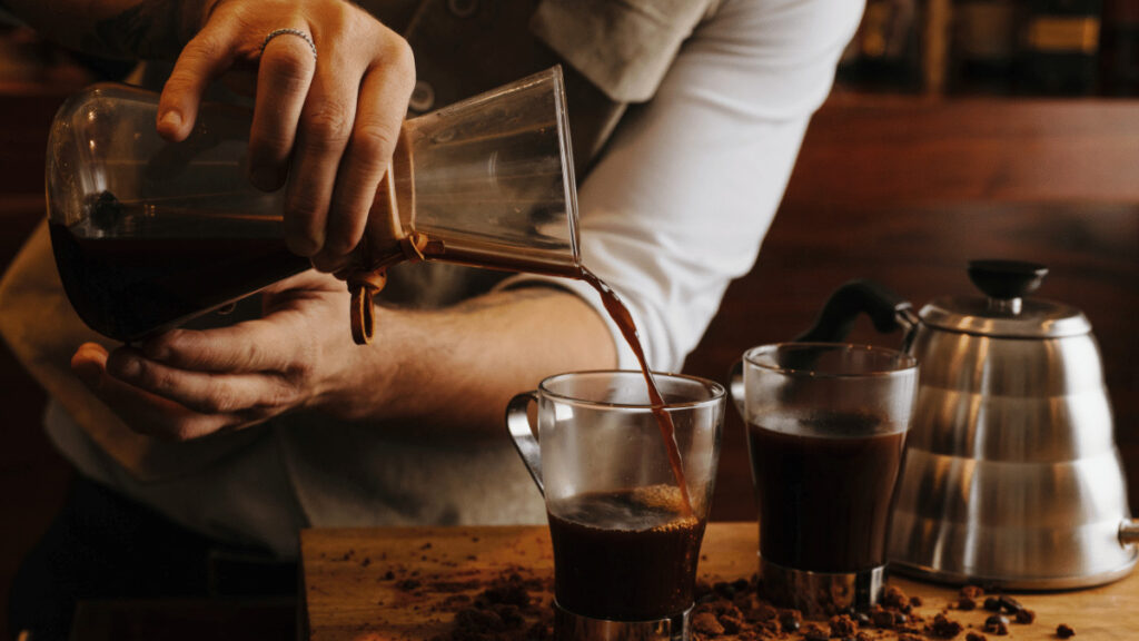 コーヒーで体調不良になるのはなぜ？